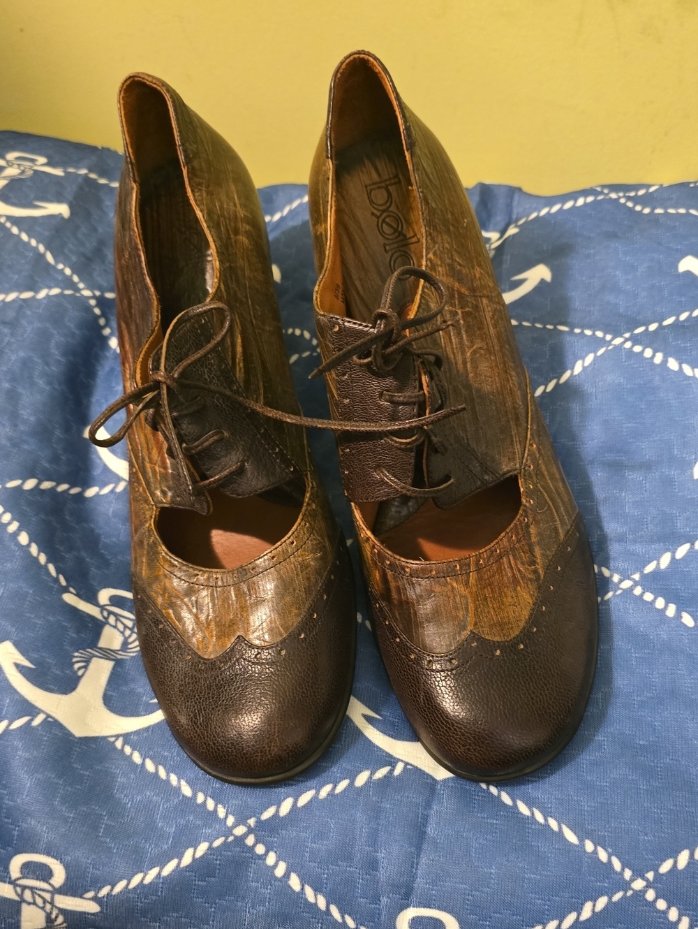 BOLO Women's Brown Leather Lace-Up Heels with Wingtip spectator Brogue Detail